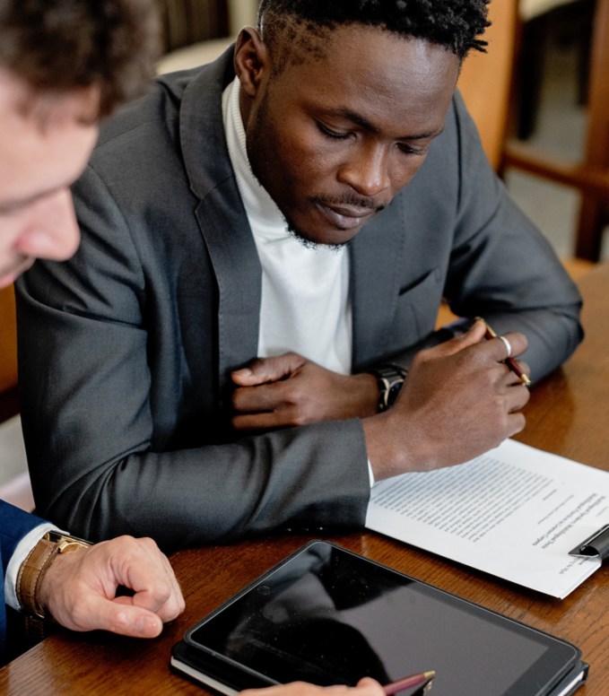 What Are the Key Challenges and Considerations in Contract legal Translation Engagement?