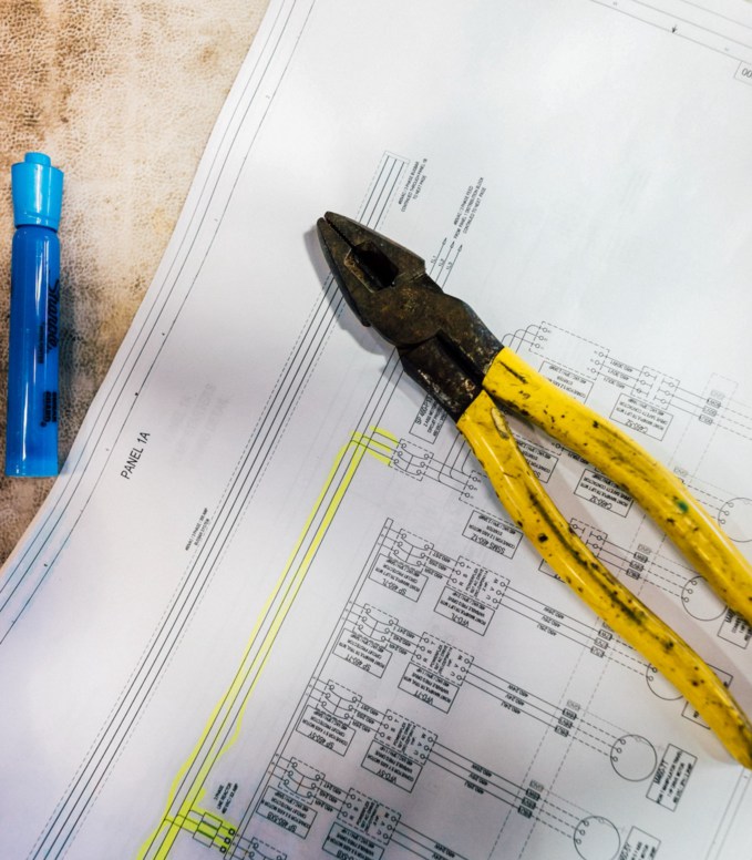 Why Is Accurate English to Chinese Translation Technical Documents Crucial?